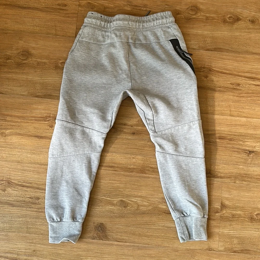 Kids Nike Tech Fleece Pants - Picture 4 of 6